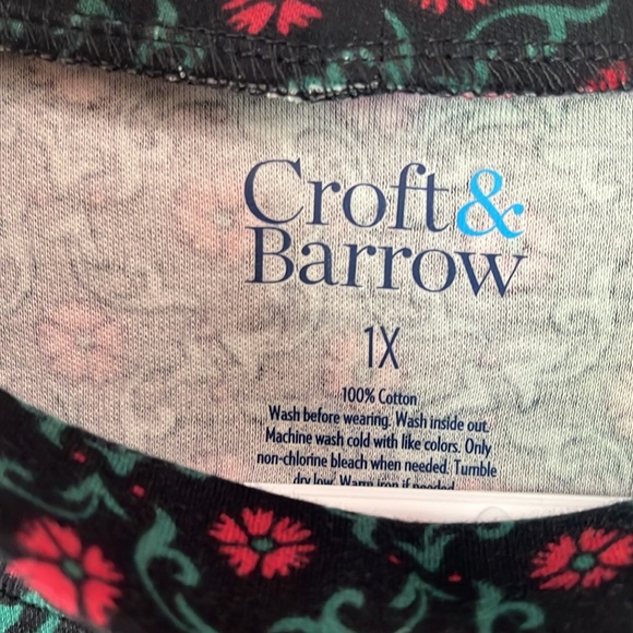 Faux turtleneck - Picture 2 of 2